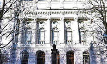 圣彼得堡彼得大帝理工大学